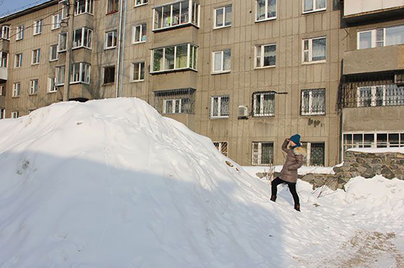 «Это не наши кучи»: что происходит со снегом в Петербурге